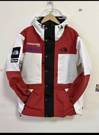 قياس XL • توصيل متوفر • ملابس