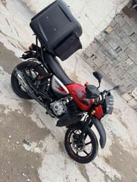 بوكسر ٢٣ مرقم لبيع ب٢ و١٠٠ بيها مجال ما مفتوحه نضيفه ما بيها نقص مكاني...