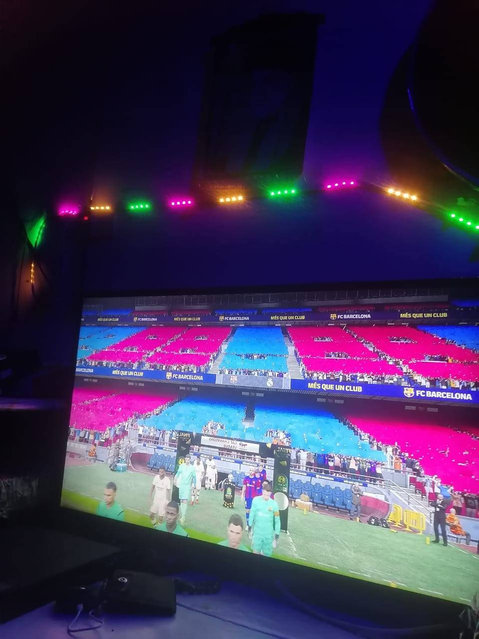 للبيع بلايستيشن 4 سليم (1 تيرابايت) مهكر - نظافة ممتازة 🎮🔥
​التفاصيل:
​الموديل: PS4 Slim (الهيكل النظيف).
​الخزن: 1 تيرابايت (1000 جيجا) - يعني يشيل ألعاب كومة.
​النظام: مهكر على إصدار (9.00 الذهبي)، أكثر نظام مستقر وسلس بالتشغيل.
​الملحقات: يدات عدد (2) أصلية ونظيفة جداً.
​الحالة: الجهاز نظيف جداً ومو مفتوح سابقاً (بضمان الفحص).
​الألعاب: متروس ألعاب حديثة (FIFA, GTA V, Spider-Man, God of War) وجاهز لللعب فوراً.
​السعر: 400,000 دينار عراقي (وبيه مجال بسيط للطيبين).
​📍 المكان: بغداد - الحسينية
📞 للتواصل والاستفسار: ***********
​(ملاحظة: الجهاز كامل مكمل، يعني تشتري وتلعب مباشرة بدون ما تصرف عليه دينار ألعاب).
