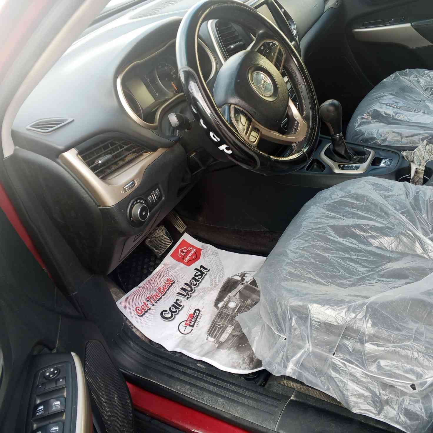 سلام عليكم سياره جيب مديل 2017
وارد أمريكي ضربه بنيد وجاملغ بس مو قويه سنويه مامنتهيه راعيهه موجود تبريد كير محرك نعمه السعر 110 وبيهه مجال عنواني الزبير
الرقم ***********
