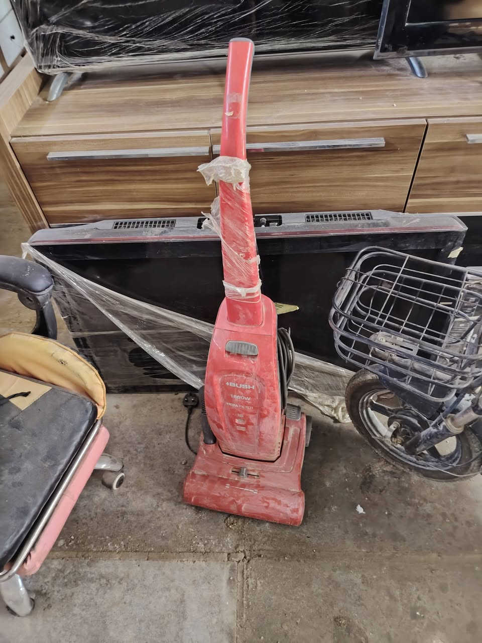 مجمع البركه للاثاث الجديد والمستخدم يرحب بلجميع فاهلا وسهلا بكم العنوان بابل المحاويل ناحيه الامام الشارع العام قرب مركز شرطه الامام للاستفسار خاص او الاتصال علئ الارقام *********** بيه واتساب 
*********** اتصال فقط
