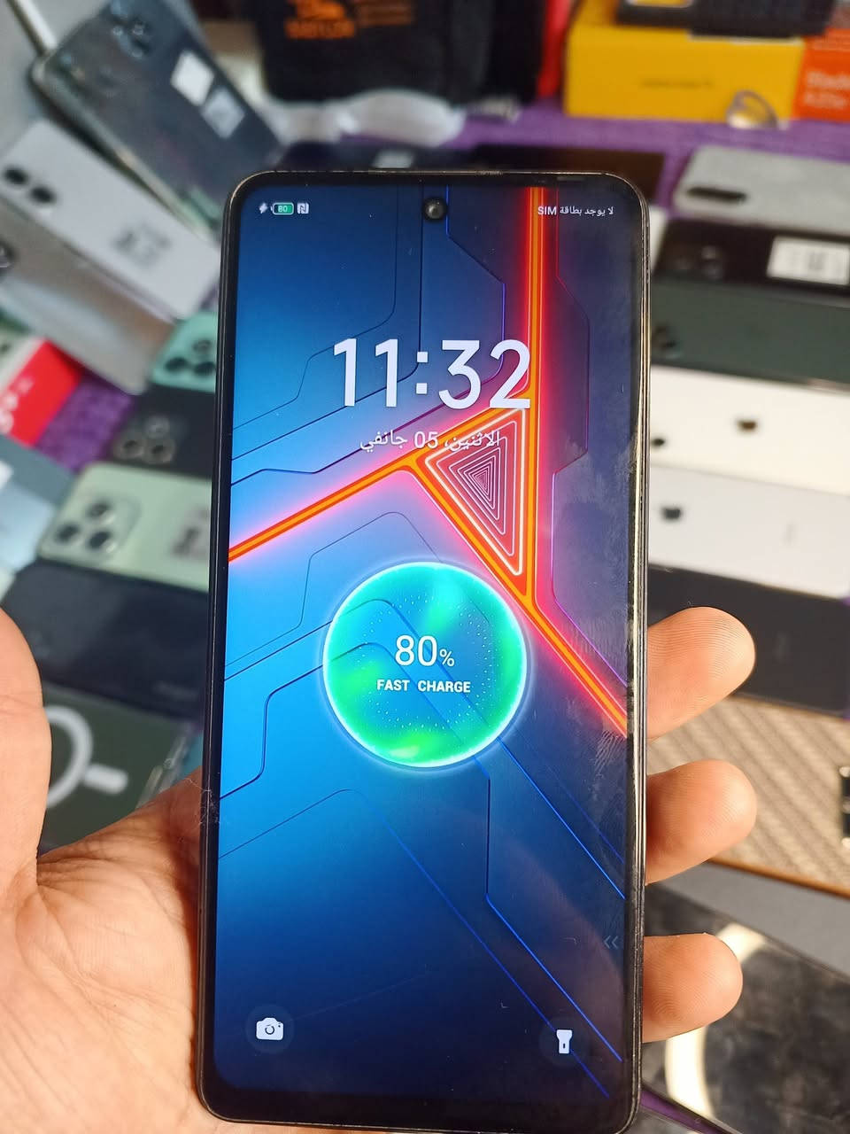 بوفا 5 يشغل60 فريم السعر 140 بغداد وعندي توصيل ***********
