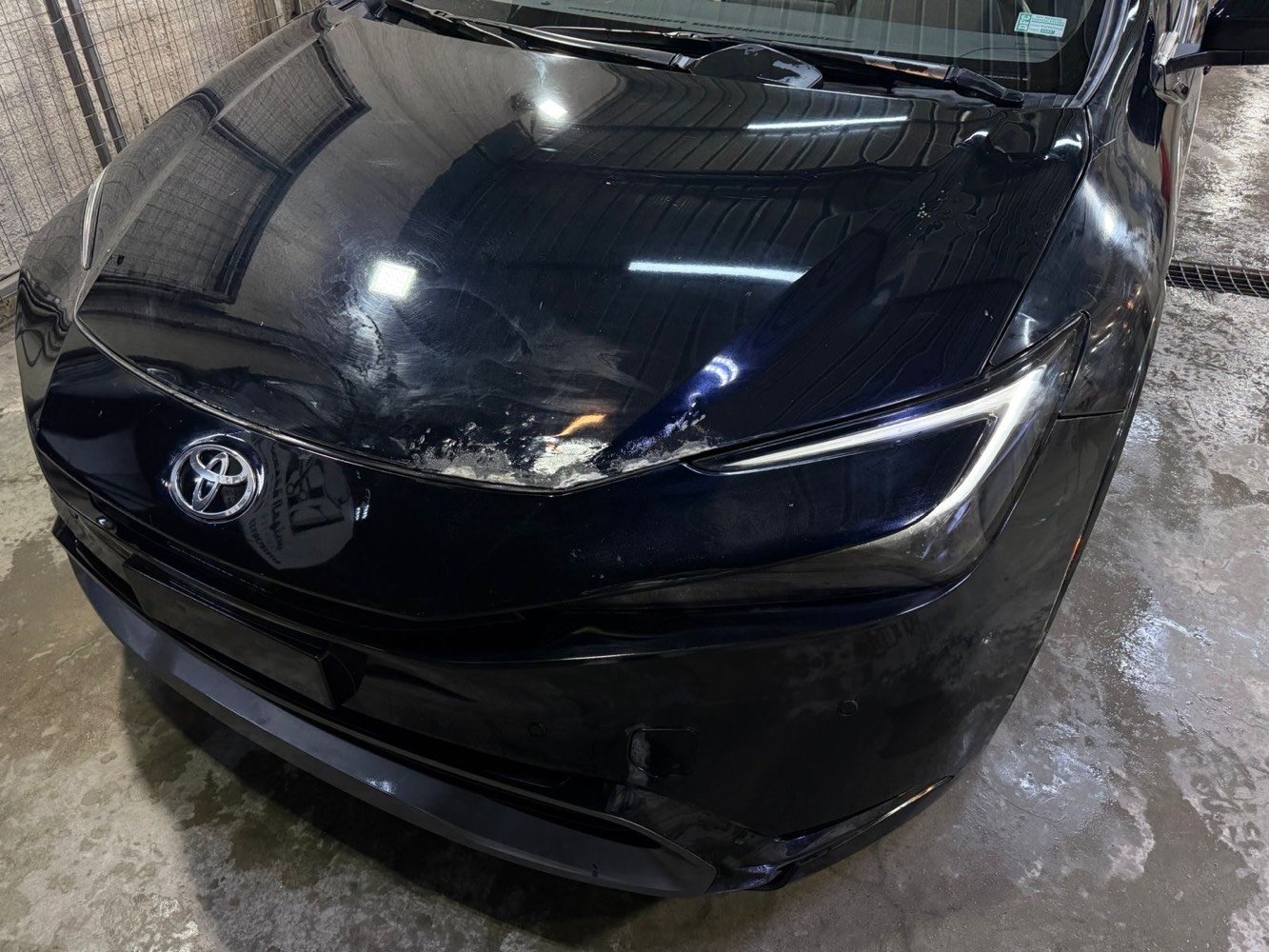 ‭***********‬ بغداد حي جامعه

السلام عليكم ورحمة الله وبركاته تويوتا بريوس XLE

موديل2024  الشكل الجديد كلياً

 اللون اسود خارجي داخل ابيضّ حليبي السيارة خير من الله 

متصرف عليها ربع 

الضرر فقط تبديل الدعامية  اصليه +صبغ دعاميه. خاليه من صبغ

- المواصفات:-

- سعه المحرك 2000 + محرك هايبرد 

-شحن ذاتي

-كشنات جلد حليبي 

-تدفئة كشنات

-السيارة ماشية ٣٠٠٠ 

- التفويلة تمشيك البانزين 650  كيلو والهجين 1000

- هندبريك بصمة

-تشغيل عن بعد 

- مانع انزلاق 

-4 حساسات امامية

-4 حساسات خلفية

- تحديد مسار 

- مثبت سرعه

- قياده ذاتيه

- مصابيح زينون

- رادار امامي

-رادار خلفي

-رادارات جوانب

-توقف عند عدم الانتباه امامي + خلفي

-السيارة اربع انضمه سبورت وايكو وكوستوم ونورمال

- شاشه كبيره

-