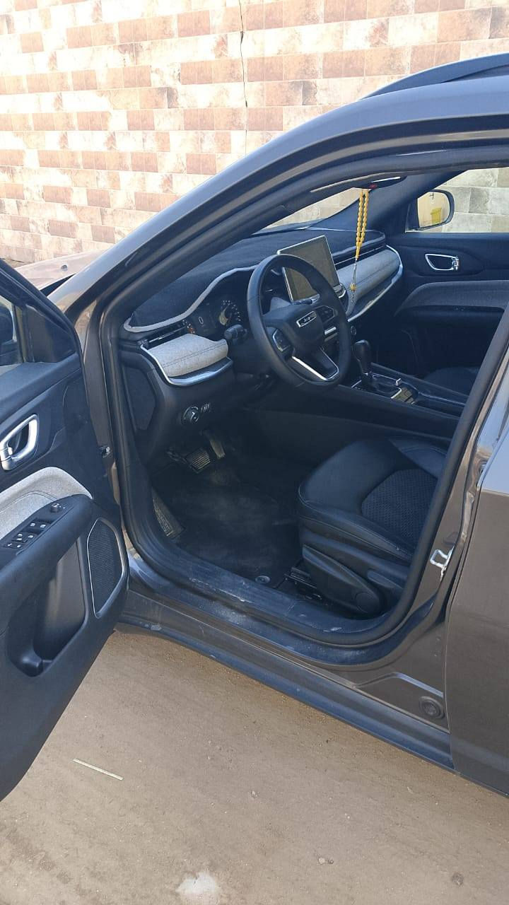 سياره للبيع جيب كبامرس السعر 148 ورقه البيع السعر السيارات البيع  رقم الهاتف ***********  السعر 148
