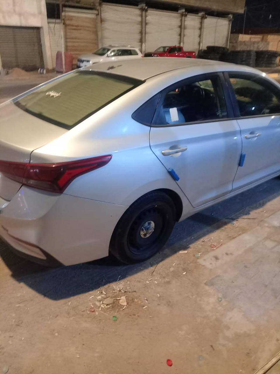 اكسنت 2019 بيها ضربه خفيفه مدكر الكدام  السنويه 31  السيارة جاهزة من كلشي  تحويل ثاني يوم السعر 92  وراوس حسب القناعة اخوان اني مكلف بالنشر خابر الرقم وتساب وتفاهم ويا *********** العنوان البصرة
