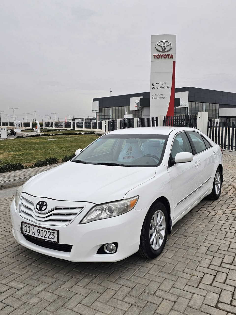 تحيه طيبه للجميع
السلام عليكم ورحمة الله وبركاته 
كامري موديل 2010
الى عشاق الجديد اخت الزيرو
السياره ماشيه 140حقيقي
جديده بمعنه الكلمه 
محرك 2500 جديد 
كير كفاله 
صدر امامي خلفي تخم تاير جديد 
تبريد ثلج
تحكم ستيرن 
كشن كهرباء 
السياره احله من الصور اي نقص مابيه 
بيه رش قطعتين
بسمي تحويل مباشر 
السعر ١١٤ مجال بسيط 
العنوان الفلوجه 
للإستفسار 
***********
