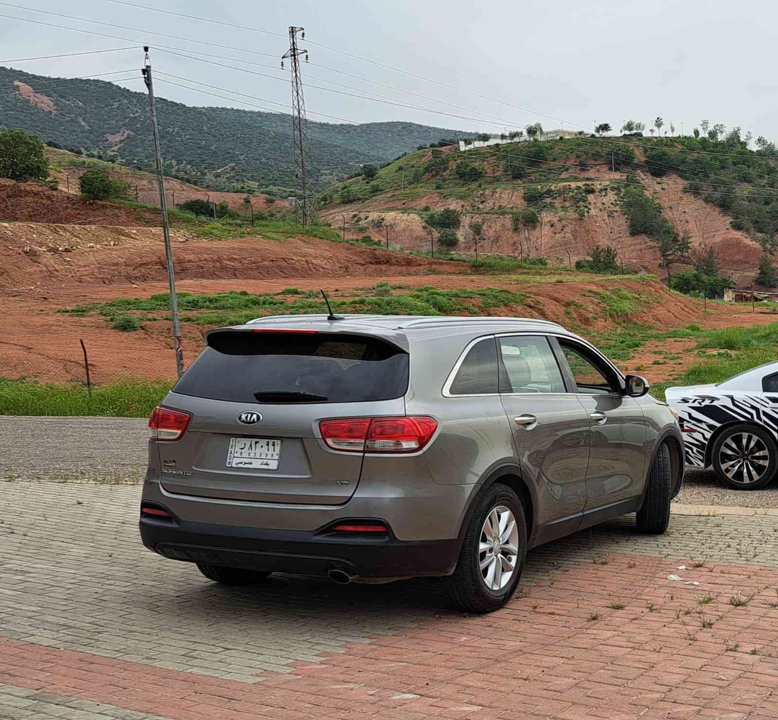 🔥كيا سورنتو 2016 وارد أمريكي للبيع 🔥
سيارة نظيفة ومرتبة ✅

🚗 المواصفات:
 • Kia Sorento 2016
 • وارد أمريكي 🇺🇸

 • محرك 6 سلندر 3600 

 • ثلاث وضعيات قياده (ايكو ، نورمل ، سبورت )

 • تثبيت سرعه ⏫

 • حساس خلفي مع كامره 📷

 • 2 قطع تبريد ❄️ 

 • 7 راكب 

 • كزاز السائق كهربائي ⚡️ 

 
⚠️ ملاحظة: حادث السيارة غرق 10% فقط 

$ 192 $ بيها مجال 

📍 الموقع: ميسان
📞 للاستفسار : ***********
