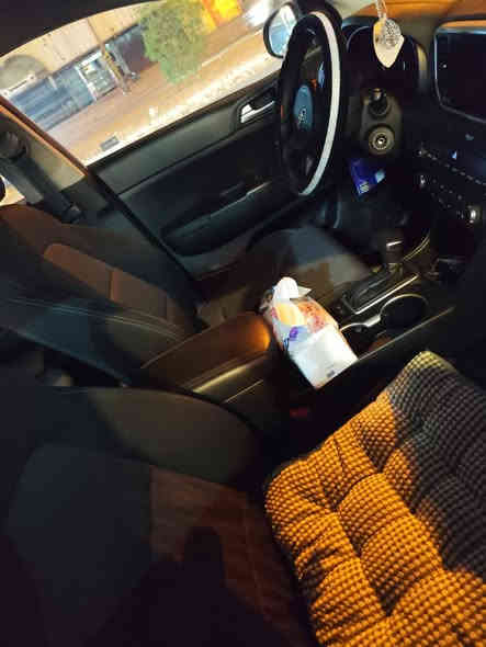 السلام عليكم للبيع فقط كيا سبورتج 2021  وارد امريكي
صبغ بنيد فقط بدون ايرباك بدون دواخل شرط سونار
بيهة ملاحضات بصيطة
دعامية أمامية بيهة شخوط
وبيهة شخط بل تكمة ممصلح
مكينة 2400 GDI السيارة جاهزة من كلشي كير مكينة حدادية تبريد كلة جاهز
رقم أربيل تحويل او وكالة
مواصفات عادية ميحتاج اذكر
عنوان السيارة بغداد الكرخ
اي ستفسار متواجد واتساب
***********
***********
اخوان السعر 185
بيهة مجال انشالله
