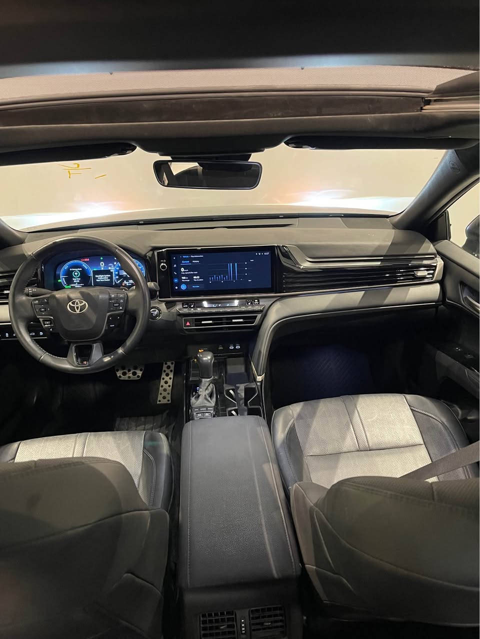 Toyota Camry 2025 XSE
تەنها جاملوخی پێشەوەی سایەق بۆیاخە - 
تەنها ١٠ هەزار کیلۆمەتر ڕۆشتووە — 
ئێرباگی تەقیوەو سستم کراوەتەوە - 
ڕەقەم سلێمانیە - مەکینە چوارپستۆنی هایبرێدە 
گێڕ و مەکینە بەشەرت - تەحویل غرامە بەشەرت
فوول فولل مواصفات - شوێن سلێمانی

4T1DAACK1SU014286

***********
***********

کامری مودیل ٢٠٢٥ هایبرید فول مواصفات
جاملخ امامی سایق صبوخ - ماشیە ١٠ الف کیلومتر
ارباکات طاک سستم بلادی -سیارە رقم
سلیمانیە — اربع سلندر هایبرید - کیر مکینە بشرط
مکان سیارە سلیمانیە— 

4T1DAACK1SU014286

***********
*********** السليمانية, العراق
