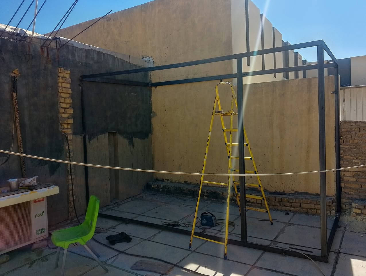 حداد متنقل
شغل اليوم كرفان سندويج بنل  2 × 4

اسعار مناسبه 

***********
