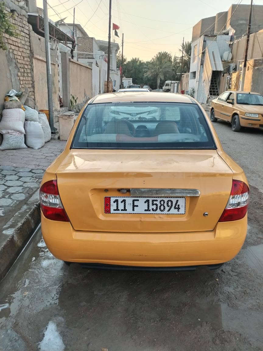 السلام عليكم ورحمة الله وبركاته
طيبة ٢٠١٥ رقم بغداد مشروع وطني 
هزه ولوحات جدد مصفره هيئة وغرامات غرفته حلوه ما بيه خياس ولا ضربه قويه
بيها البنيد طاير ومرجعينه نفسه بالاضافه إلى باب خلف السايق مرشوش تايرات نص عمر وحداديتها ٧٠٪ والسياره حلوه وكاعده
سعره ٣١ وبيه مجال قليل ترهم قسط وحسب المعامله
مكان السياره واسط / المعهد التقني كوت
للاستفسار ***********   +  *********** دهل اوران, واسط
