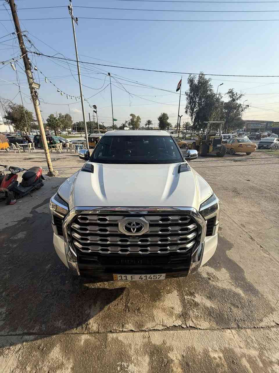 سلام عليكم تندرا موديل 24فول للبيع سعر 42,000$ مكاني بغداد الحبيبيه ***********
