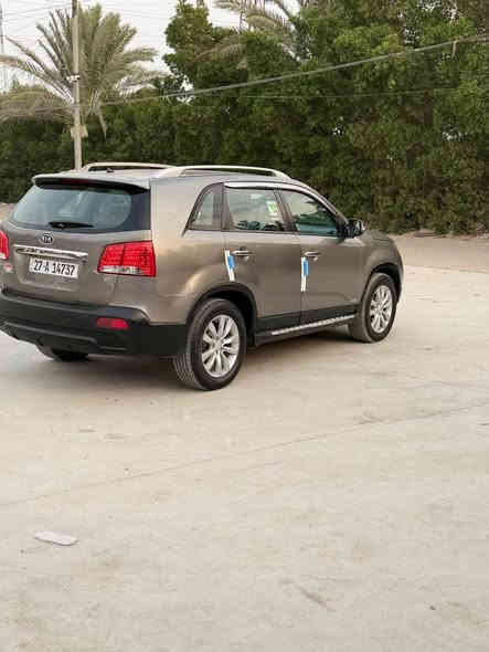 سورنتو موديل 10خليجي صبغ جاملغ امامي مع الباب توحيد الون بدون اي ضربه سياره فول موصفات مكينه 6سلندر 7راكب 3قطع تبريد داخل عسلي رقم ذي قار الدولي سياره جاهزه تخم تاير جديد مابيه نقص سعرها 137بيه مجال عنواني ذي قار الرفاعي شراي يتصل ويدلل *********** *********** ناصرية
