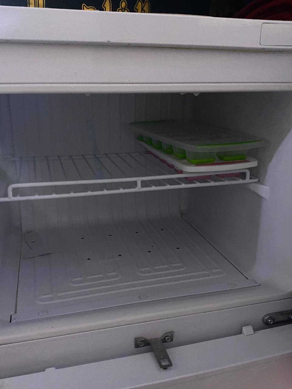 ثلاجه للبيع مكان المدينه الكياره ب، 175 وبيها مجال نضيفه مدخله تصليح


**إذا كنت صاحب هذا الإعلان وتريد حذفه لأي سبب، رجاءا أرسل رسالة إلى الدعم الفني**