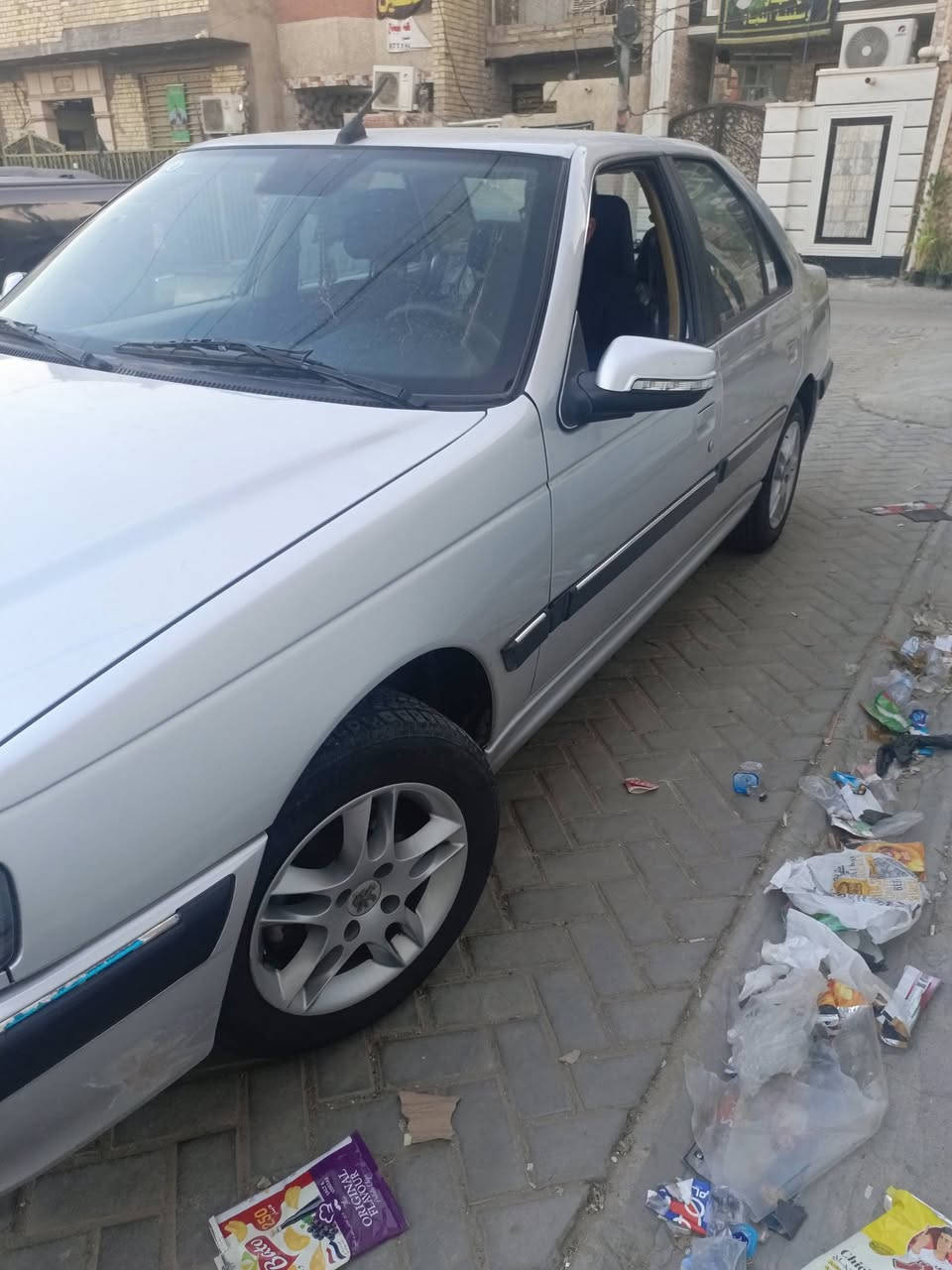 السلام عليكم 
بيجو بارص موديل ٢٠٢٤ 
ماشيه ٣٩ 
بيهه ضربه كد شبر بل جاملغ 
السعر ٧٦ وبيهه مجال 
***********
