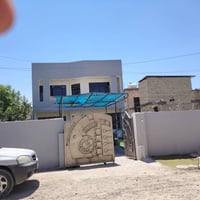 بيع فله ٤٠٠ متر طابقين ٨ غرف حديق ١٥٠ متر  البيت جميل درجه اول ورخيص  ...