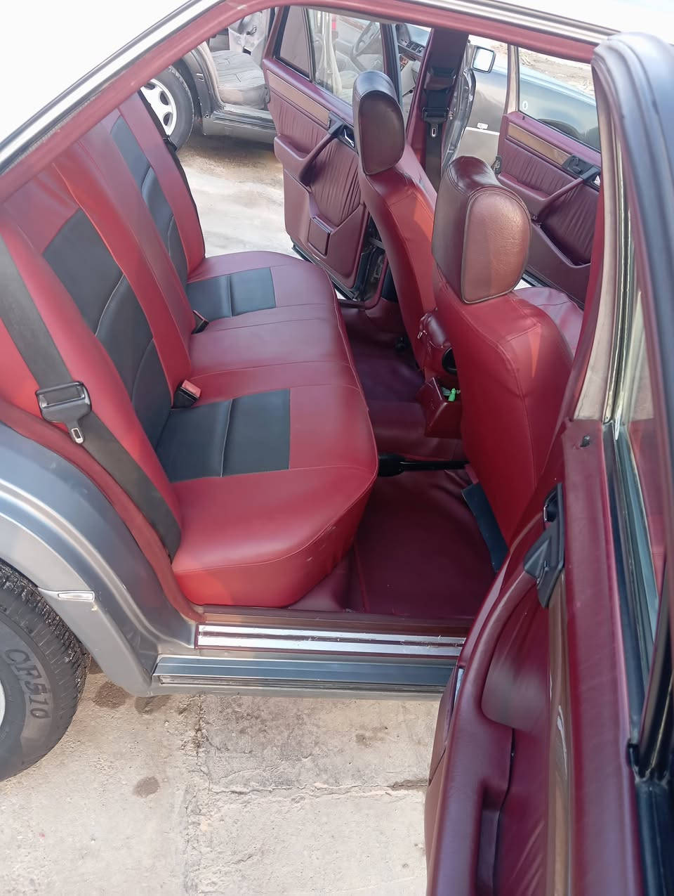 السلام عليكم سياره بلاديه مكان واسط رقم بغداد ***********سعر ٨٥
