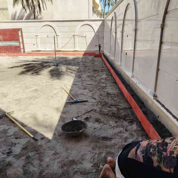 ديكورات حدائق
انشاء وتهيئة المزارع والحدائق
ديكورات حدائق حجر لاين
عمل جميع انواع ديكورات
تشييد المزارع كافة بأسعار مناسبة
***********
