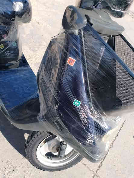 سلام عليكم يماهة نكره سلف كهربايت كله شغاله لايت زينون اشاير هورن كفراته نضيفه اكسل  بلشرط صواته ناعم كيج بانزين شغال سعر 225 اوبيه مجال ***********
