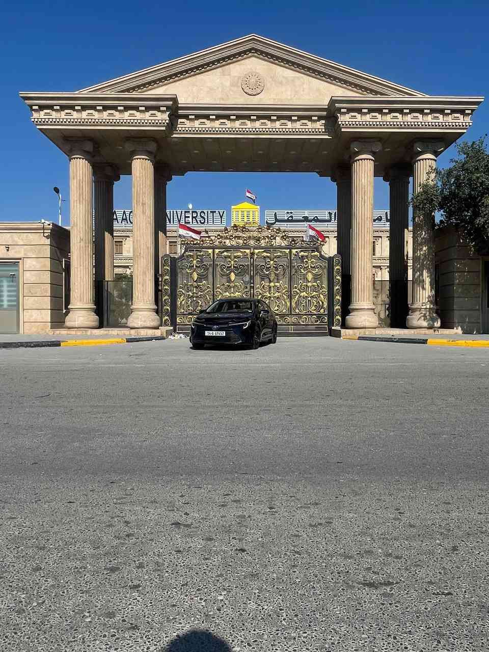 كورلا هايبرد 2023 ياباني اصلي لا تركي و لا صيني 
بدون ايرباك 
بدون شاصي 
رقم بصره 
حره ب اسمي 
الحادث موضح بالصور 
ماشيه60الف ميل و قابل للزيادة 
رقم الهاتف***********
العنوان البصره -المعقل
سعرها مناسب
