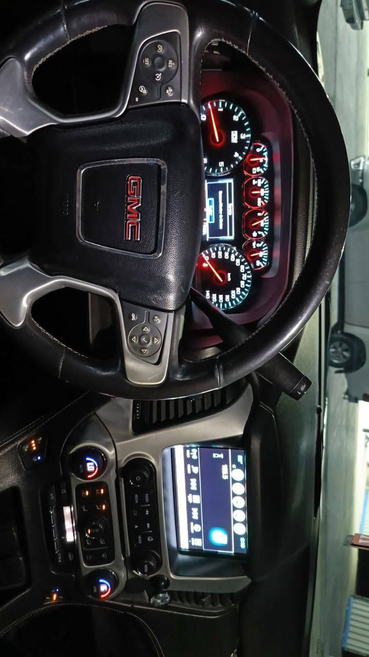 سلام عليكم يوكن بترا مديل20 للبيع السياره فول مواصفات السعر 360 وبيه مجال رقم بغداد بسمي  رقم ***********
