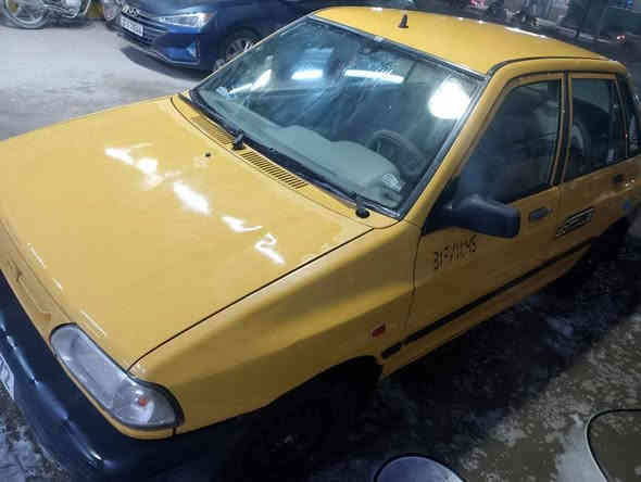 سلام عليكم سايبا للبيع موديل 2013 رقم بغداد انكليزي بسمي مكينة جديدة حدادة جديدة  كهربائيات كلها شغالة مصفرة غرامات وهيأة مصفرة سيارة بسمي كلها شغالة مكاني شعله بغداد
سعر 31
***********
