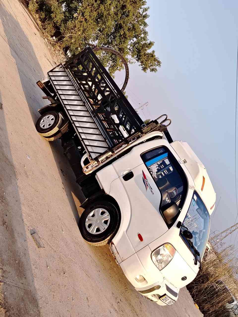 سيارة كيا حمل مديل 10
سياره بكيت مانت الله بس اليدور نضيف يخابر ويبشر
رقم بابل  
سيارة كفالة عامة من التبديل والضربة
سيارة جديده ما متعوبة 
مكينة مكفولة شرط برغي ما مفتوح بيها ثاني يوم تحويل بسمك
رقم شاصي واضح جداً
شاصي مكفول 
تبريد وتدفئة كلها شغالة وضع شركة
تخم تاير جديد 
كهربائيات كلها شغالة 
 للاستفسار اكثر ***********
