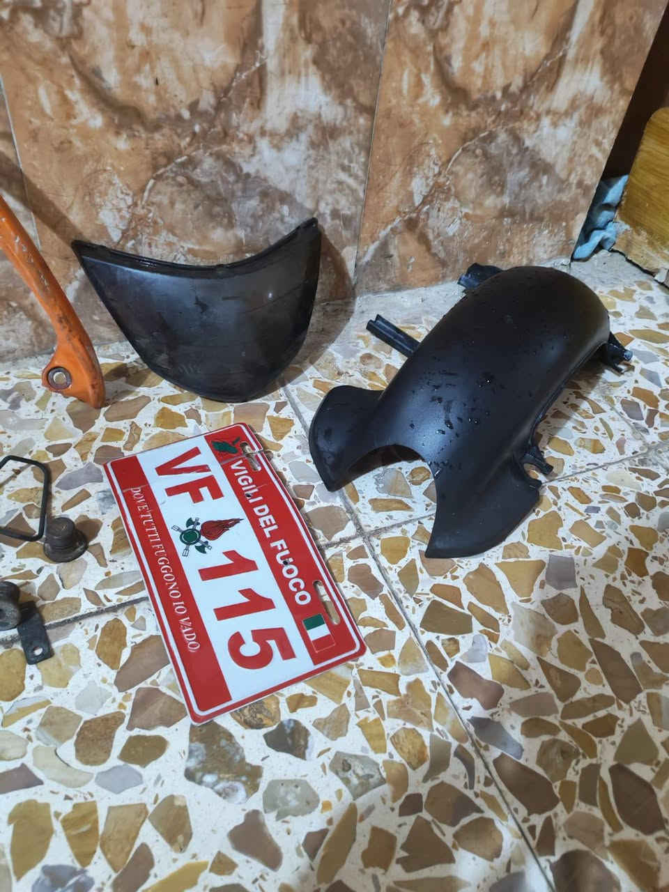 سلام عليكم شباب غراض تفصيخ 📍
مال ماكس كله اصلي وبعدهن جدد 
غراض اصليه شرط ونضافه فول العنوان ميسان 
وشراي يجي وتساب ***********
ولماعنده ياخذ بلاش 😅💔
