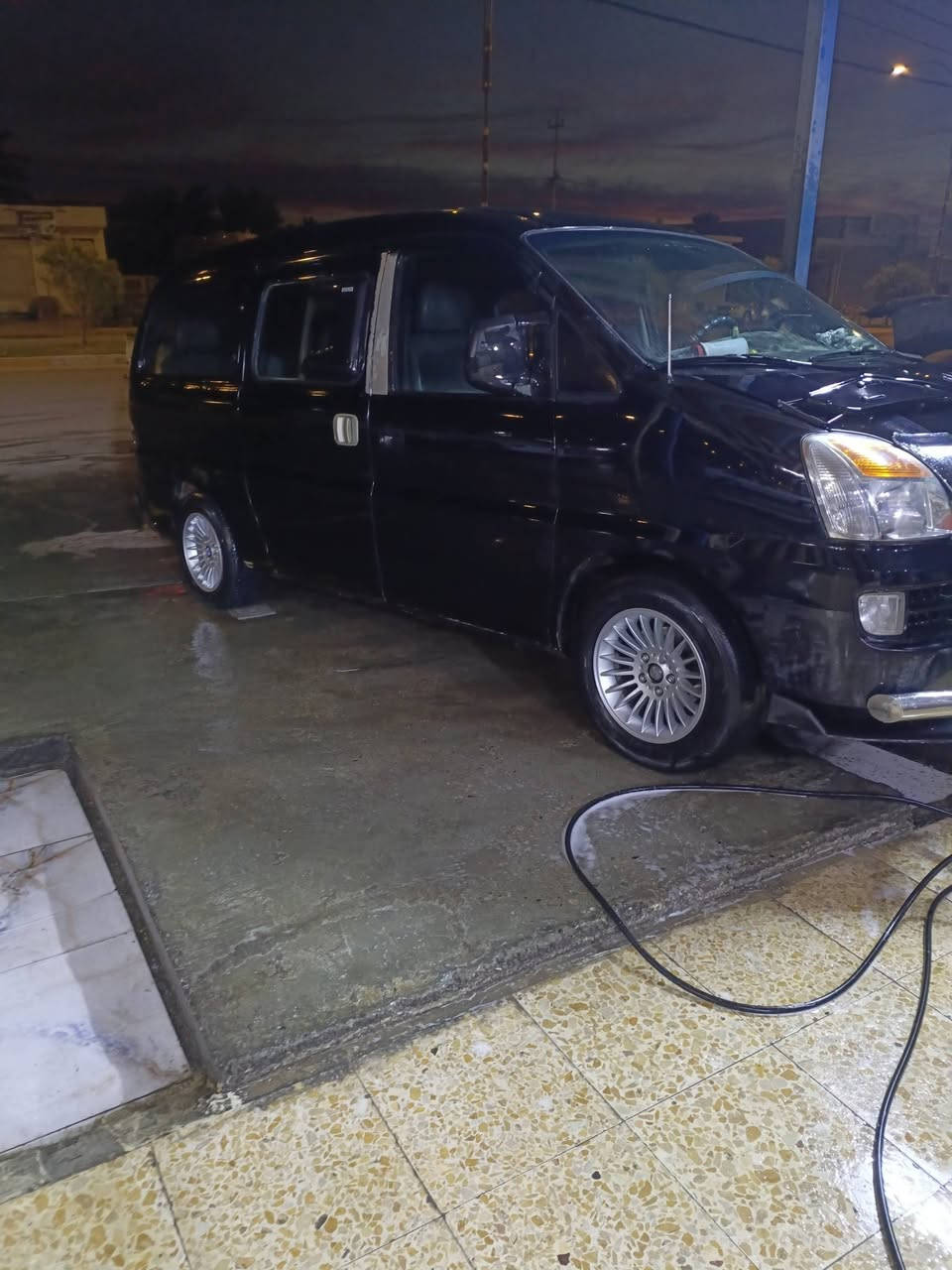 سياره ستاركس موديل 2007 خير من الله مابيه اي نقص حداديه جديد هزه جديد رقم جديد سنويه 30 شواصي انضاف محرك لاتنقيص ولاتبخير داخلهة حلو تاخذهه كبل للشارع السعر 85 وبيهه مجال.    ارقم ***********
