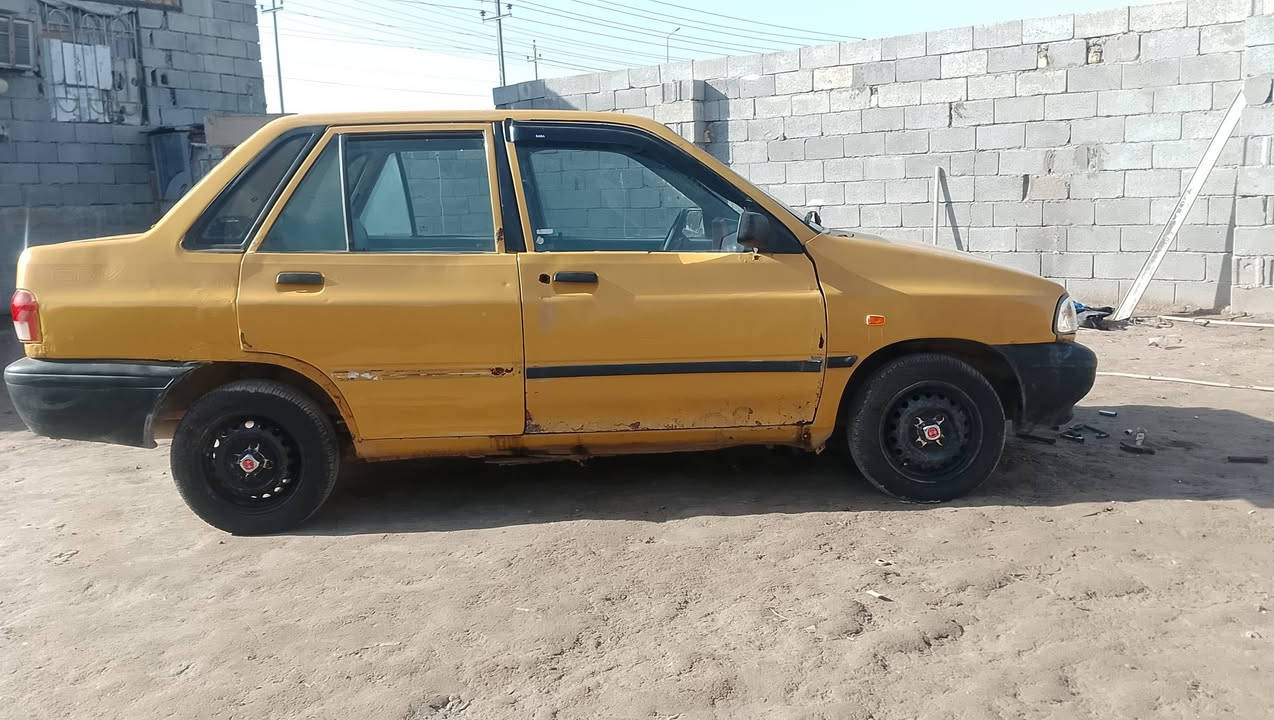 سلام عليكم سايبه موديل 2011 ماكينه وكير تاير كفاله السياره تشتغل وتطفى عنوان البصره سعرها 5 ***********
