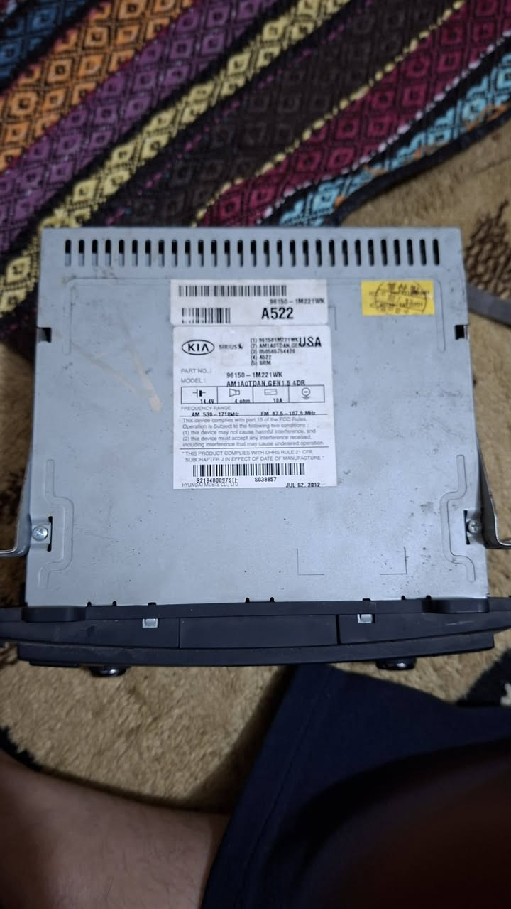 سلام عليكم مسجل سيراتو موديل13 شغال على فحص ويريط بلوتوث السعر30 الف مكاني بغداد الزعفرانية ***********
