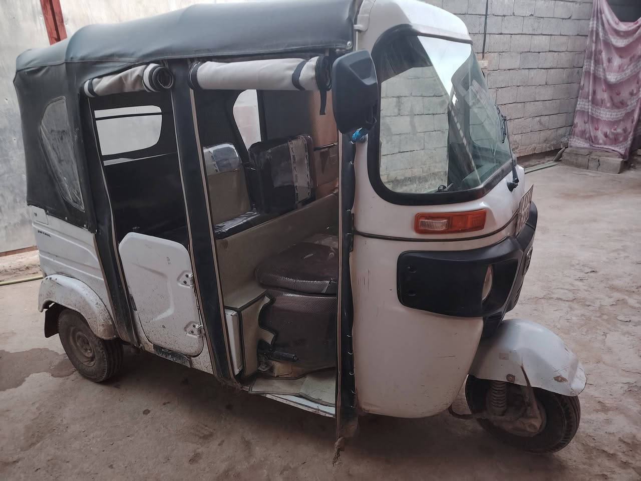 تكتك 2022 شهر 6 مجفته سعر 7 و300الف بيهه مجال ***********
