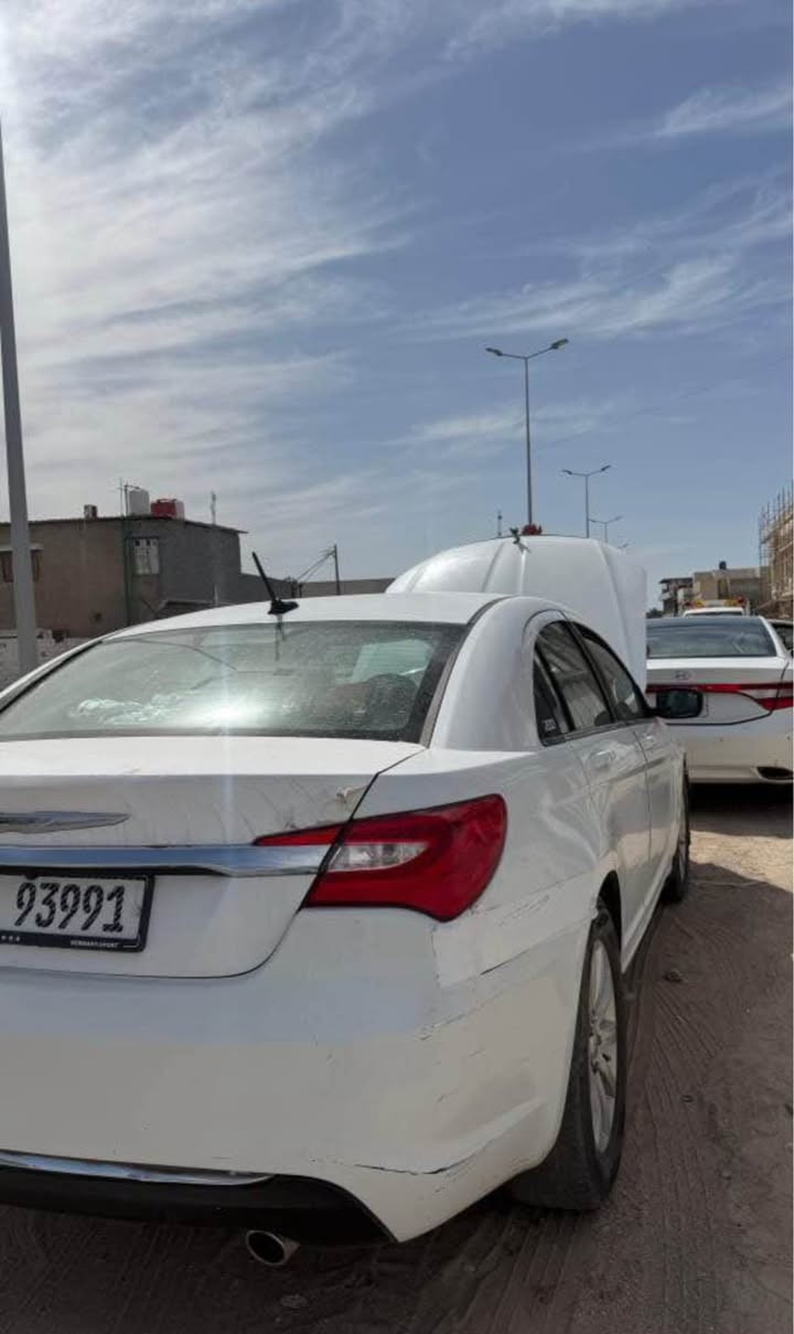 سلام عليكم  كلايسر سي ٢٠٠ مكينه 6  مكينه وكير جدد ًحتادبه تخبل تبريد ثلج❄️سياره  بيها بيبان ثنين صبغ وباقي كفاله عامه رقم بصره جديد سنويه  ال٣٠   السعر ٧٠ ورقه  وذا كو  مراوس   مكاني بصره رقم *********** البصرة, العراق
