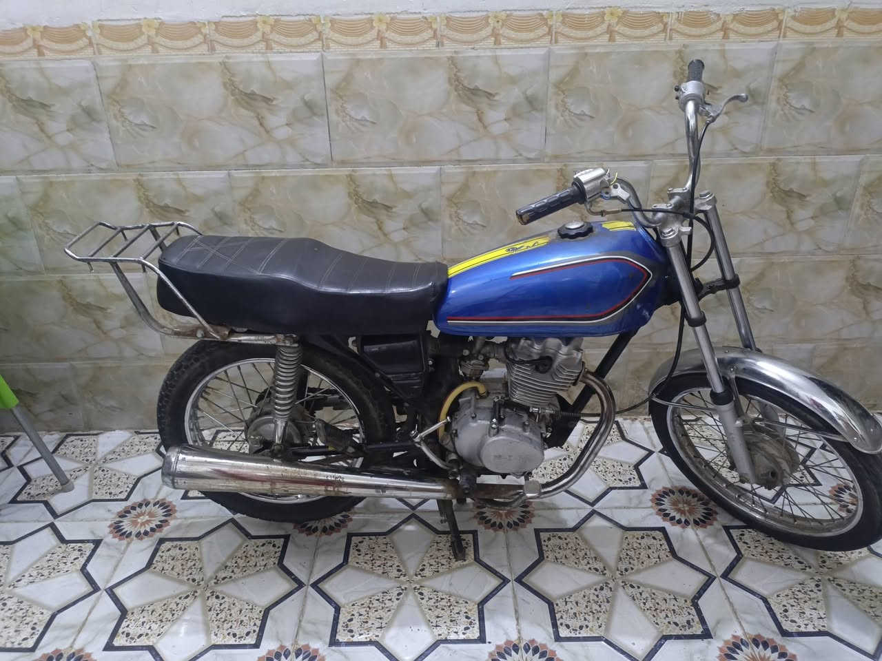 سلام عليكم دراجه للبيع بدون مكاني ميسان حي رحمه ثانيه السعر 300
وهاذه رقمي ‏‪***********‬‏
