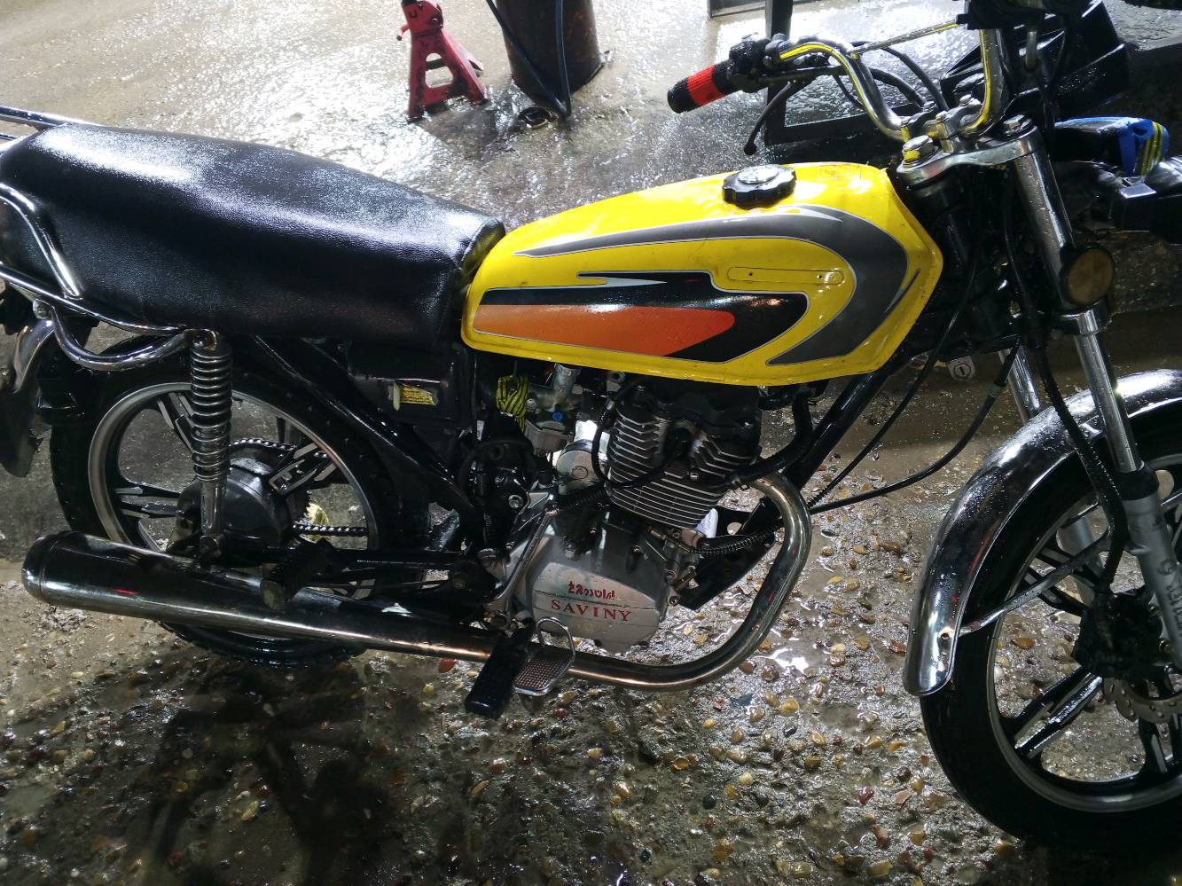  دراجة للبيع إيران نظيفة جدا خمسة كير 
الدراجة خير من الله محركها يخبل عنواني بغداد الزعفرانية 