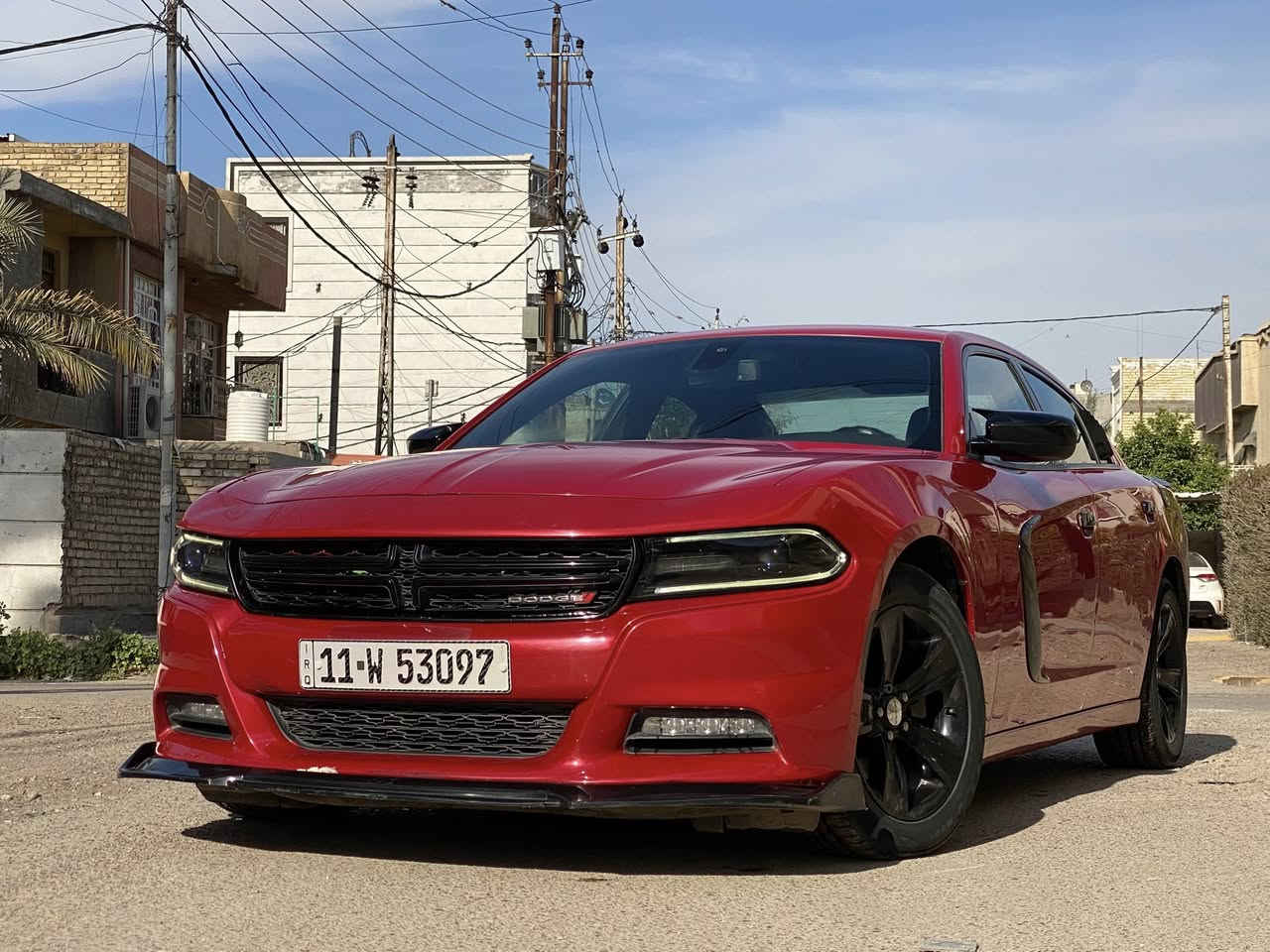 السلام عليكم للبيع دوج جارجر sxt 2017 كندي ماشيه 84 الف باب السايق مبدله فقط رقم بغداد بأسمي وعليها اضافات حلوه دوسات ودفيوزر وسكوبات السياره حلوه وبجمها كبس مابيها أي ضربه السعر (205) وبيها مجال 
للاستفسار ***********
