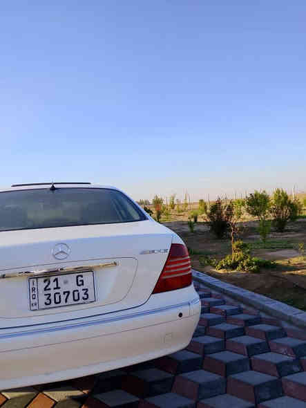 السلام عليكم اخوان للبيع
مرسيدس اس كلاس (غواص)
موديل 2002 اصل 
دخول 2023
وارد يابان 
السياره بيها صبغ ٣ قطع داخل العراق 
السياره 320 اصل 
دبل جام مضلل اخضر بلادي 
تدفئه بالكشنات 
كشنات خزن ميموري 3 وضعيات
داخل جلد اسود 
سيدي جنجر 12 قرص 
برده كهربائيه 
تجاوي خلفيه قلابه كربائيه
تحكم ستيرن 
شاشه معلومات 
تبريد قطعتين 
سستم اناره داخليه 64 لون تفاعلي
لايتات زنون بلادي اوتو 
حساسات ركن
ماسحات اوتو 
بصمه
بيبان شفط +صندوق شفط 
مرايات شفط 
المرايه الوسطية كهرباء + تعتيم 
فتحه سقف 
مثبت سرعه 
وضعيات قياده عدد 2
الجوبلس مبدل دبلات بلادي 
السياره بدون مسجات اي عطل ماكو لا كهربائي و ولا ميكانيكي و بالنسبه لعمر السياره جديده و رقمها راداري كلش مميز  و بالعافيه عالياخذها سياره مال بيت درهم متصرف عليها سعر السياره مناسب بالنسبه لحالتها السعر 133 للاستفسار ***********
