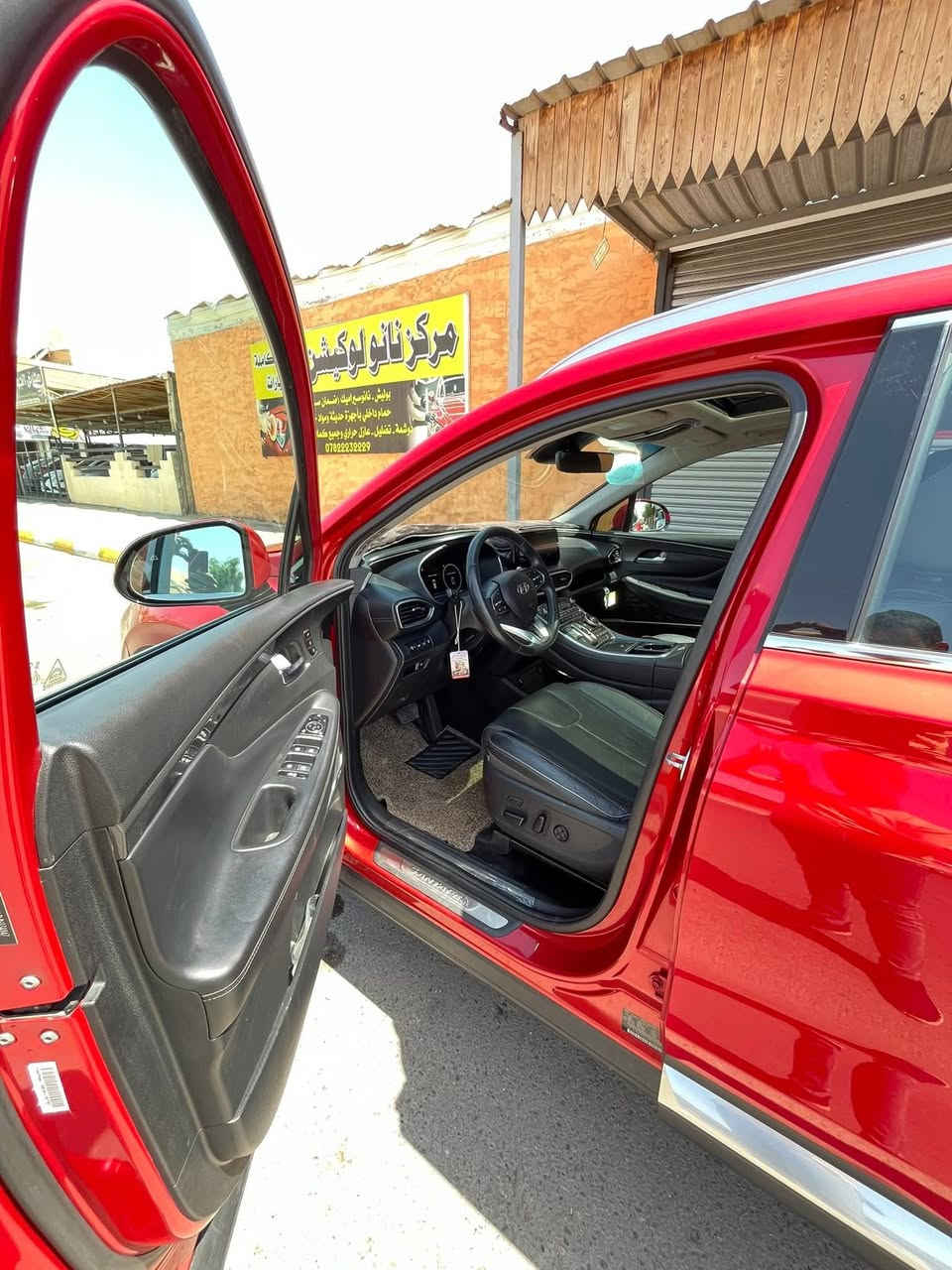 بسم الله وعلى بركة الله
هونداي سنتافيا موديل 2021 للبيع 

ضرر مثل ما موضح بصوره فقط جاملغ ايسر صبغ وقصه البنيد وهنا بل عراق صار بيه قبغ الجنطه فقط يم الرقم  بدون لغود بدون شواصي ايربالك فقط دركة سايرن 

رقم اربيل بأسمي تحويل ثاني يوم هزه وسنوية جديده 

فووول موصفات 
بنوراما 
داخل اسود ملكي 
كشنات مساج 
تبريد كشنات 
تدفئه بل كشنات الاماميه ولخلفيه 
تدفئه بل ستيرن 
شاشه كبيره 
كامرات داير مداير السياره 360 
كامرات بل اشاير من دك اشاره يمنه او يسره تشتغل كامره بدشبول 

3 انضمة قياده نورمال وكومفورت وسبورت 
بجم زنون لد حاجب 
5 بصمات ابواب 
صندوك كهرباء ذكي 
كشنات الخلفيه تحكم كهرباء 
تشغيل واطفاء عن بعد 

تكدر تقدمها وترجعها بريمونت تطبكها بريمونت 
تبريد قطعتين 
دشبول ليزري متعدد الاشكال دجيتل 
ويل كب كروم نجمة حجم 19 انج
رادرات اماميه خلفي جانبيه 
نظام الكير دكم مع شفتات ستيرن 
تحكم ستيرن وكروز سرعة 
مانع مسار 
قياده ذاتيه 
حجم المكينة 4 سلند 2500 توربو ماشالله عليه تكول 8 سلند 
شرط تخلي بانزين عادي مابيه قطره دونز

ماشية 118 الف كيلو 

وبعد بيه هواي موصفالت ما ذكرتها تجي وشوفها سياره احلى من صوره 

مكينه كير حداديه شرط كلها وضع شركة 

مكان سياره الانبار قضاء هيت قرب كراج هيت الموحد 

***********
