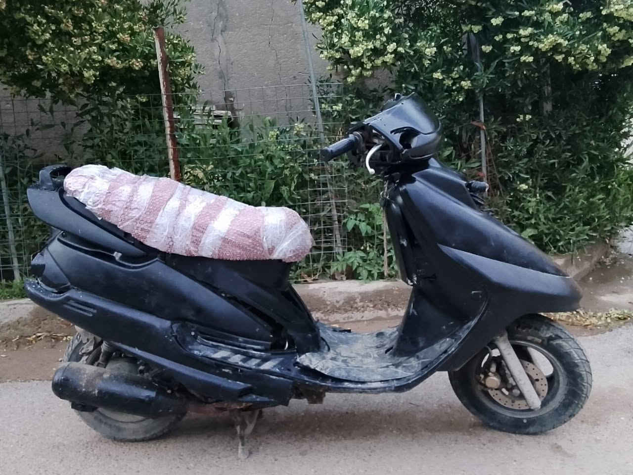 سلام عليكم شباب دراجه فراشه 140 نكره سلف
كلشي مابيهه مثل بصوره لسعر 200 بيهه مجال حك جيه
رقمي *********** مكاني بغداد تقاطع درويش
