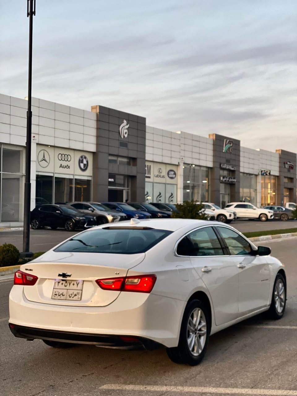 شۆفلێت مالیبۆ - مۆیل 2018 مواسەفات :LT  سعر : ٩٤$💸 ***********
------------------------🔹
سەیارەکە زۆر جوان ماوەتەوە 
دووپارچەو دووپەلەی بۆیاخە 
مواسەفاتی LT ( چواردەرگابەسمە - شەغال - لید - ئاوێنە ئیشارە - ئاوێنە کارەبای - شاشە - کامێرا - ڤۆلیۆم - تەحدید سورعە - گێڕ تۆماتیک و عادی - کوشن کارەبای ) 
---------------🔹
گێڕ و مەکینە نەکراوەتەوە هیچ خەلەلی نیە بەشەرت 
------------------🔹
تەحویل و غرامەبەشەرت 
شوێن : سلێمانی 🌅 ژ.م *********** السليمانية, العراق
