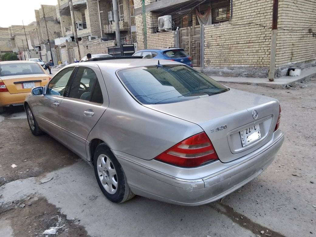 مارسدس 2005 مكينة وكير مكفولات حدادية جديدة تخم تاير سيارة بدون كص مابيهة كص (ادوات) السعر  43 عنوان بغداد للاتصال ***********
