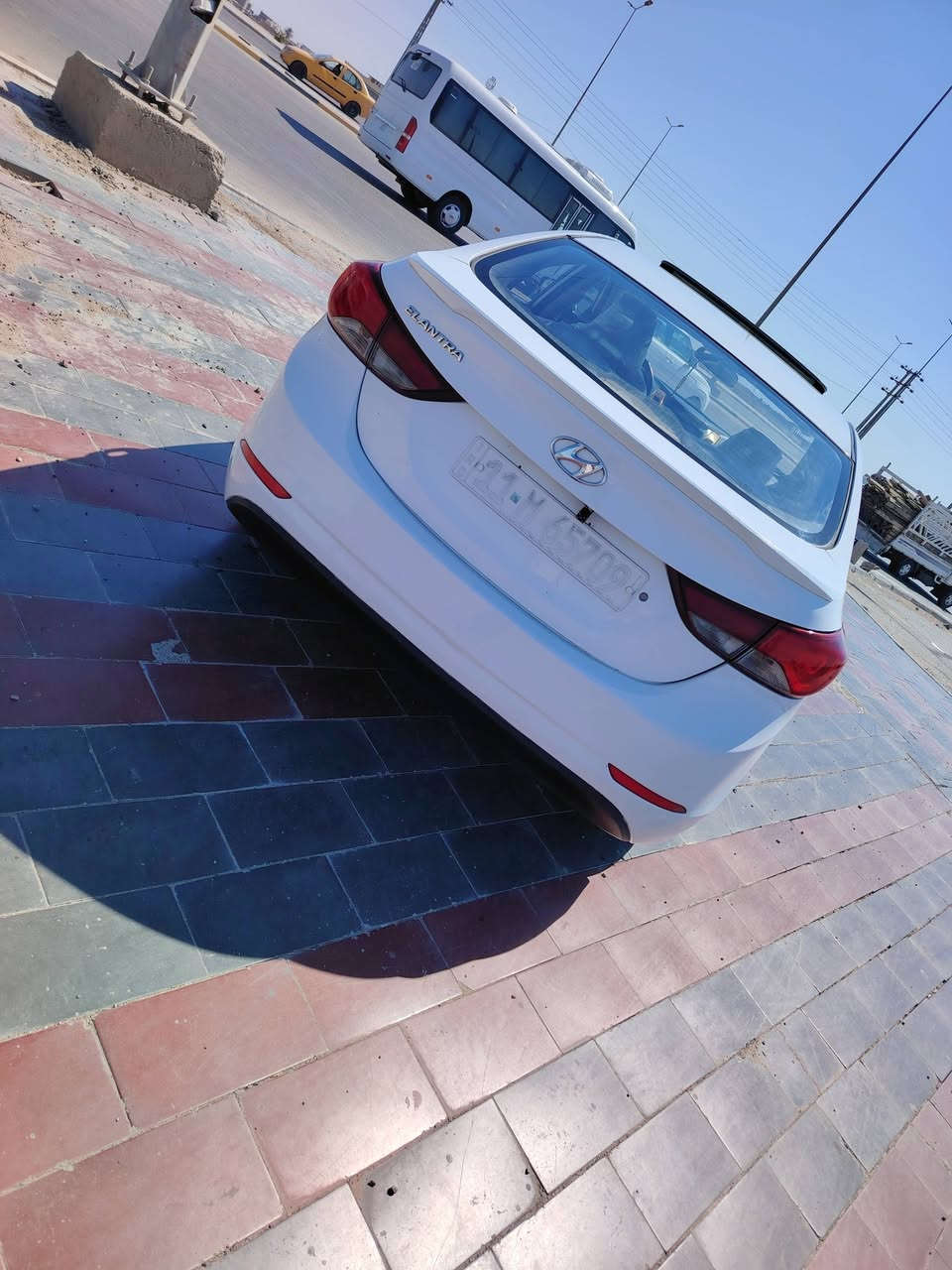 السلام عليكم سياره نوع النترا موديل 2016 كير مكينه حداديه تخم تاير تبريد مكينه 1800 سياره كفاله بيها مكانات كلير كفاله من ضربه او تبديل العنوان كربلاء السعر 118بيه مجال رقم الهاتف ***********تصال تحويل مباشر
