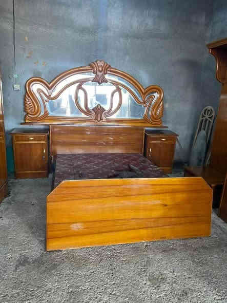 سلام عليكم غرف نوم صاج طابقين للبيع شراي هذه رقمي ***********
*********** بغداد, العراق
