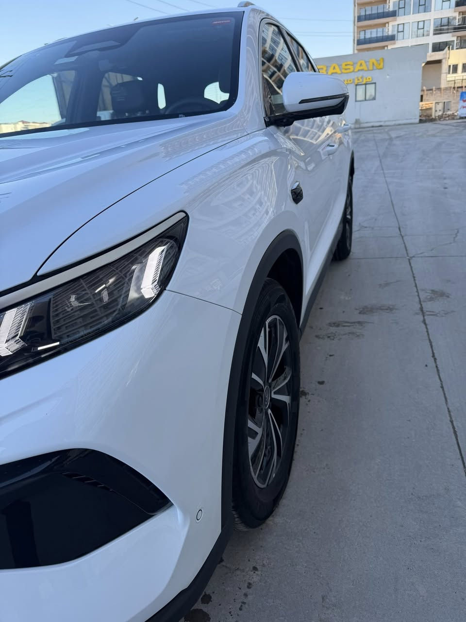 بی وای دی سۆنگ پرۆ 2025
- چواردە کامێرا و 360 پلە و ڕادار

- ئەوتۆ پارک و خەتی جادە و حەساس

- کوشین جلد، ناو زەیتونی و ڕەنگی سپی

- 5700 کیلۆمەتر ڕۆشتوە و 20 ڕۆژی ماوە بۆ ڕەقەم

- هیچی نیە و لۆکە و پاکە و بە ناچاری ئەیفڕۆشم

- نرخی 155 وەرەقە و یەک تۆز مەجال لە هەولێر

واتس ئەپ و تەلەفۆن ***********
