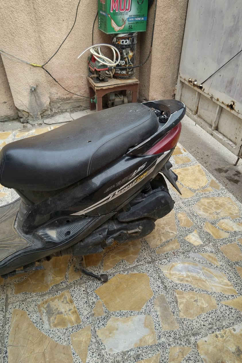 السلام عليكم دراجه بريز نضيفه وحلوه مكينه مفتوحه ابدل كور السعر 350 مكاني الشعب رقمي ***********
