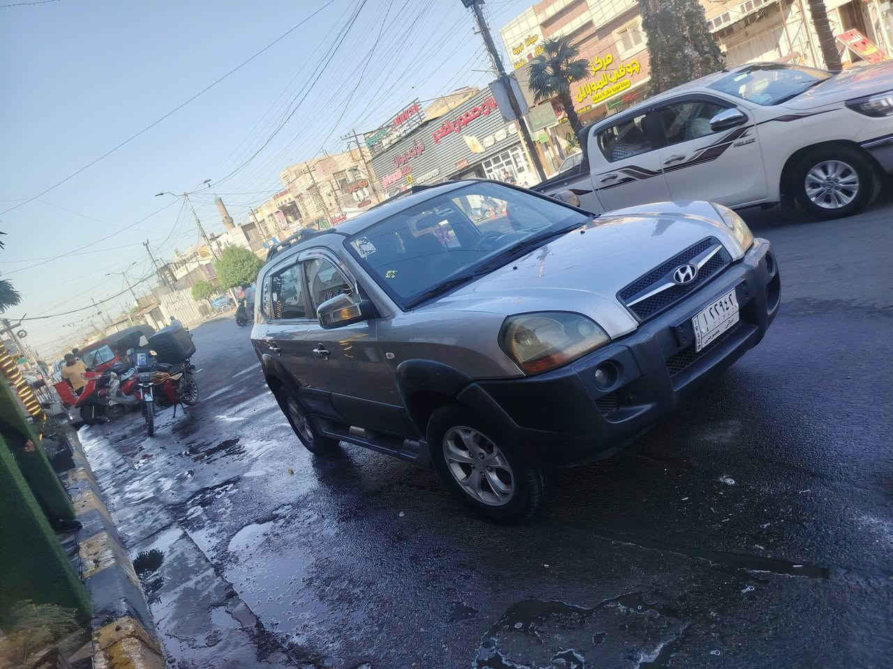 توسان 2009 كفاله عامه مكينه 2000دوش حداديه تبريد جاهزه تحويل مباشر السعر 99قفل  رقم الهاتف ‭***********
