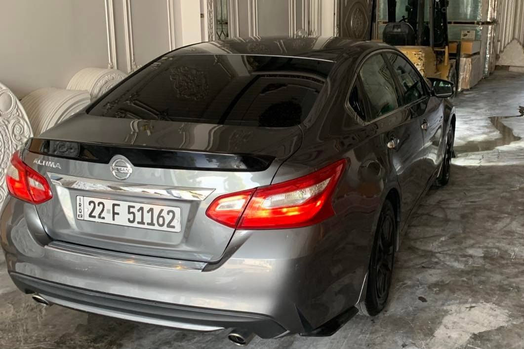 نیسان ئەڵتیما 2017 مواسەفات S
120 هەزار مایل ڕۆشتووە 
هەموو گیانی بەشەرت 
ڕەقم و سەنەوی نوێیە 
هەر دوو چەمەلەغی نیو بۆنیدی پەمپە 
بێ ناوگرتن بێ ئێرباگ 
هیچ مەسرەفێکی تێدانیە 

سـعـر : لە کۆمێنت داوابکە ڕاستەوخۆ بۆت دێت 📥 

گێر و مەکیەنەی بەشەرت 
هیچ کێشەیەکی تێدا نییە 

ژمارەی خاوەنەکەی 
***********
