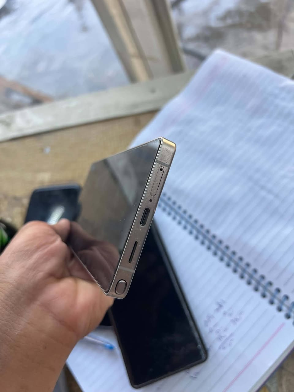 السلام عليكم للبيع الترا S25 جهاز نضيف مستخدم قليل ذاكرته 256 بسعر 1200لل استفسار الاتصال على الرقم ***********
