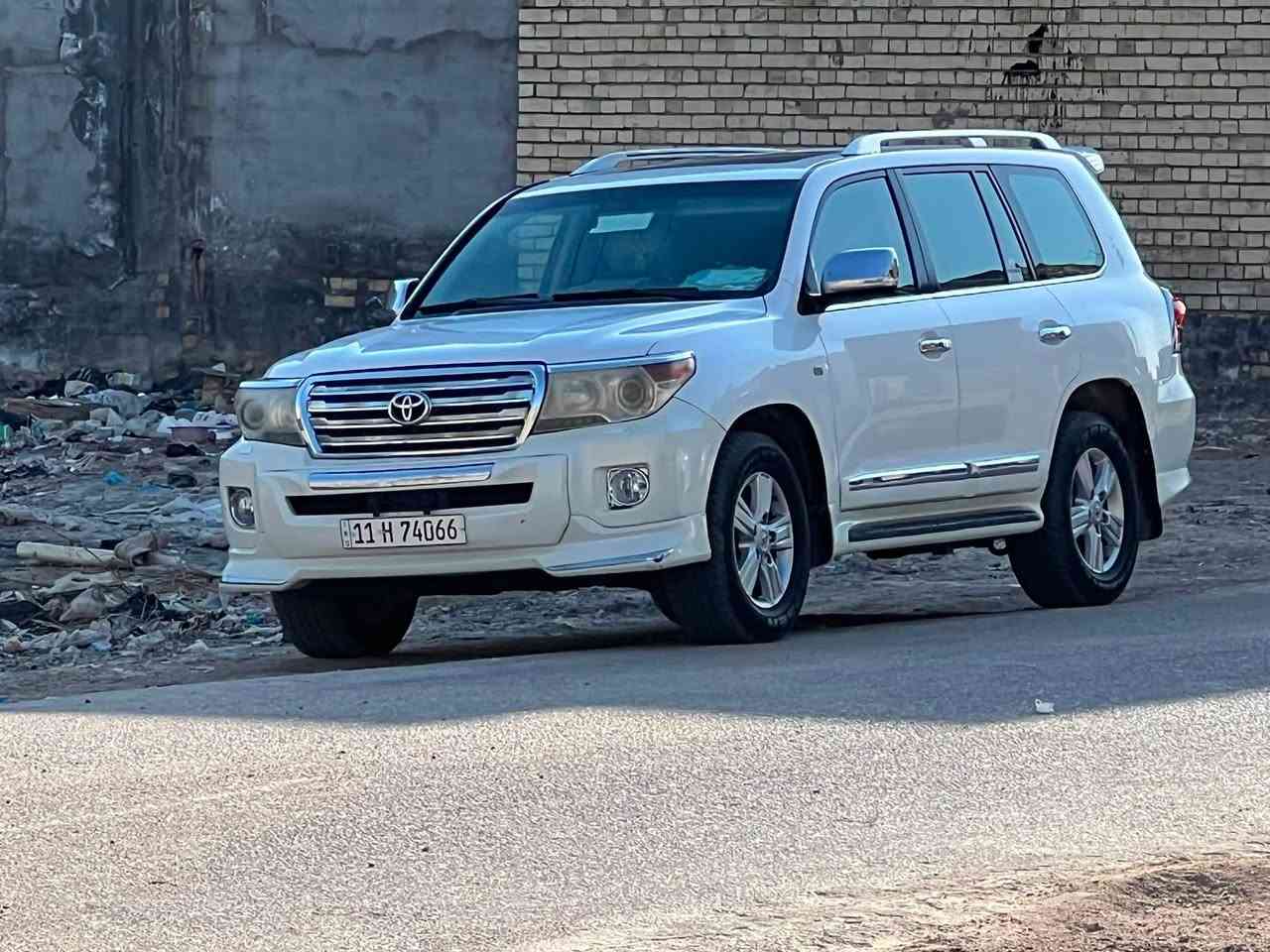 لاندكروز 2008 ماشيه 230 سياره جديده تخم تاير حداديه سياره جديده مكينه كير مكفوله عدا دعاميات ٢تبديل مال١٤ بيع ومروس
***********
