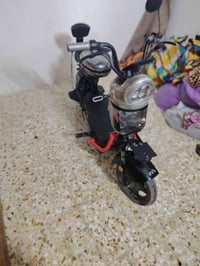 دراجة  شحن البيع  نضيفا سرعة 60 سعر خاص  او 07890244766 هاذا  الرقم ال...